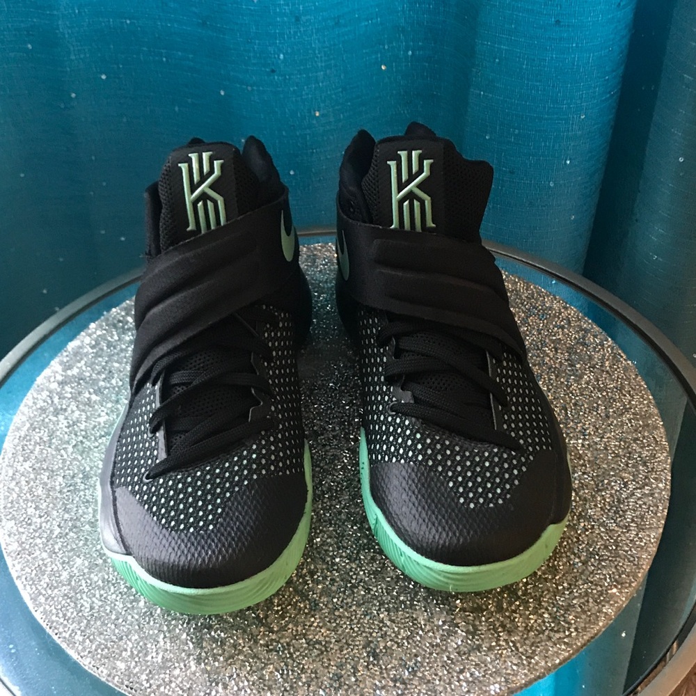Nike Kyrie 2